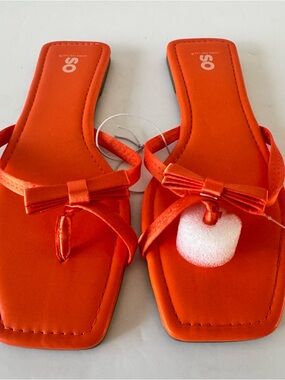 SO Women's Size 10 Sandals Flip Flop Ring Toe w Bow Orange Soft Flat New
